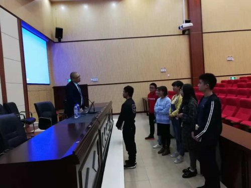 TongXueDuiZhiYeGuiHuaDengHuaTiXiangGongC