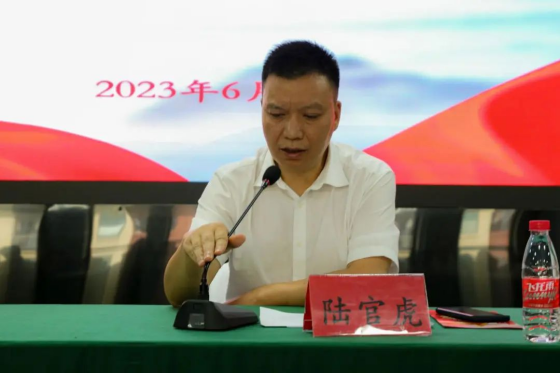 投身绿色军营，逐梦无悔青春 | 伟德开展毕业生入伍动员宣讲会