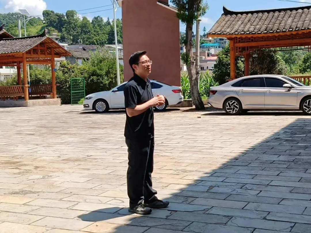 图片2.jpg