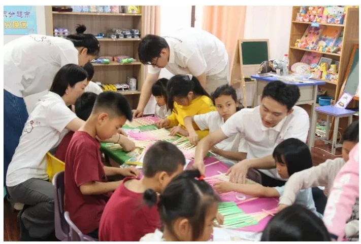 “希望黔行・科创护苗”  | 大数据与信息工程学院暑期“三下乡”社会实践活动第一弹