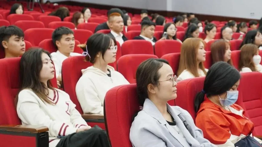 TuPian1_gNlXTzL.max-1600x1600.format-web