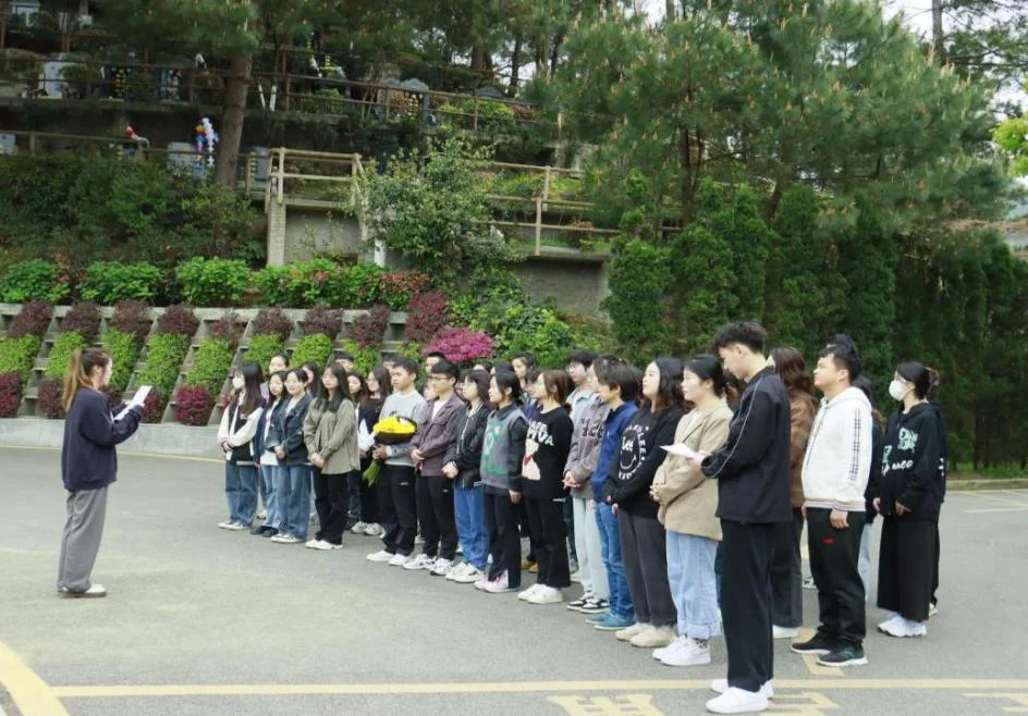 JiSiShiGeLangSongXianChang_t1.max-1600x1